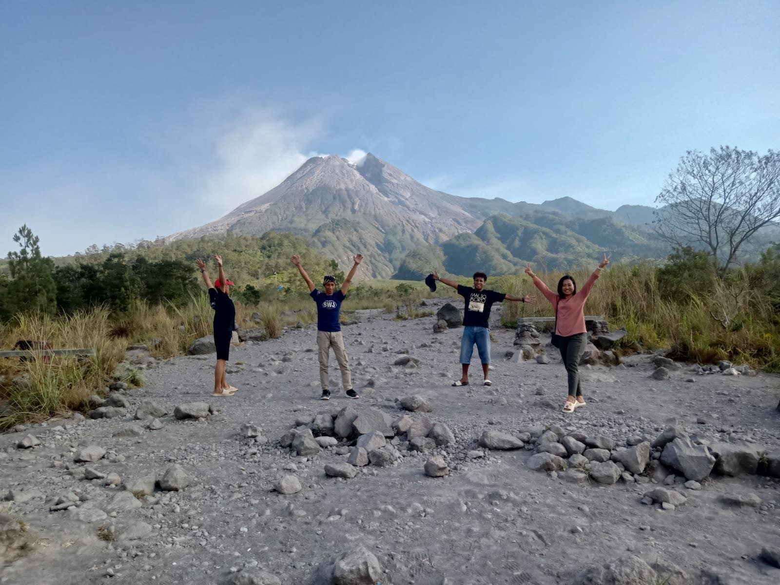 Paket Medium Jeep Wisata Merapi
